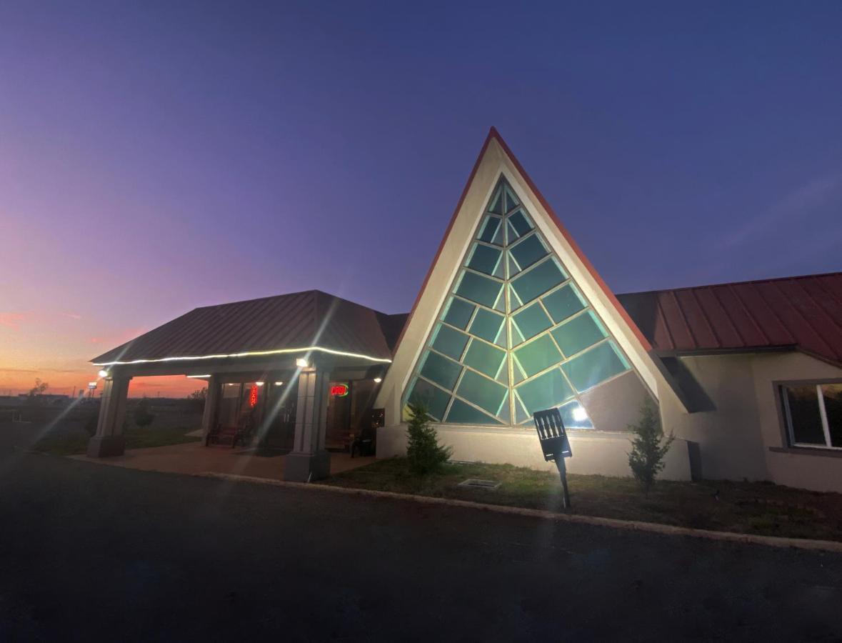 American Best Inn By Oyo I-35 Perry Near Lake Mcmurtry מראה חיצוני תמונה