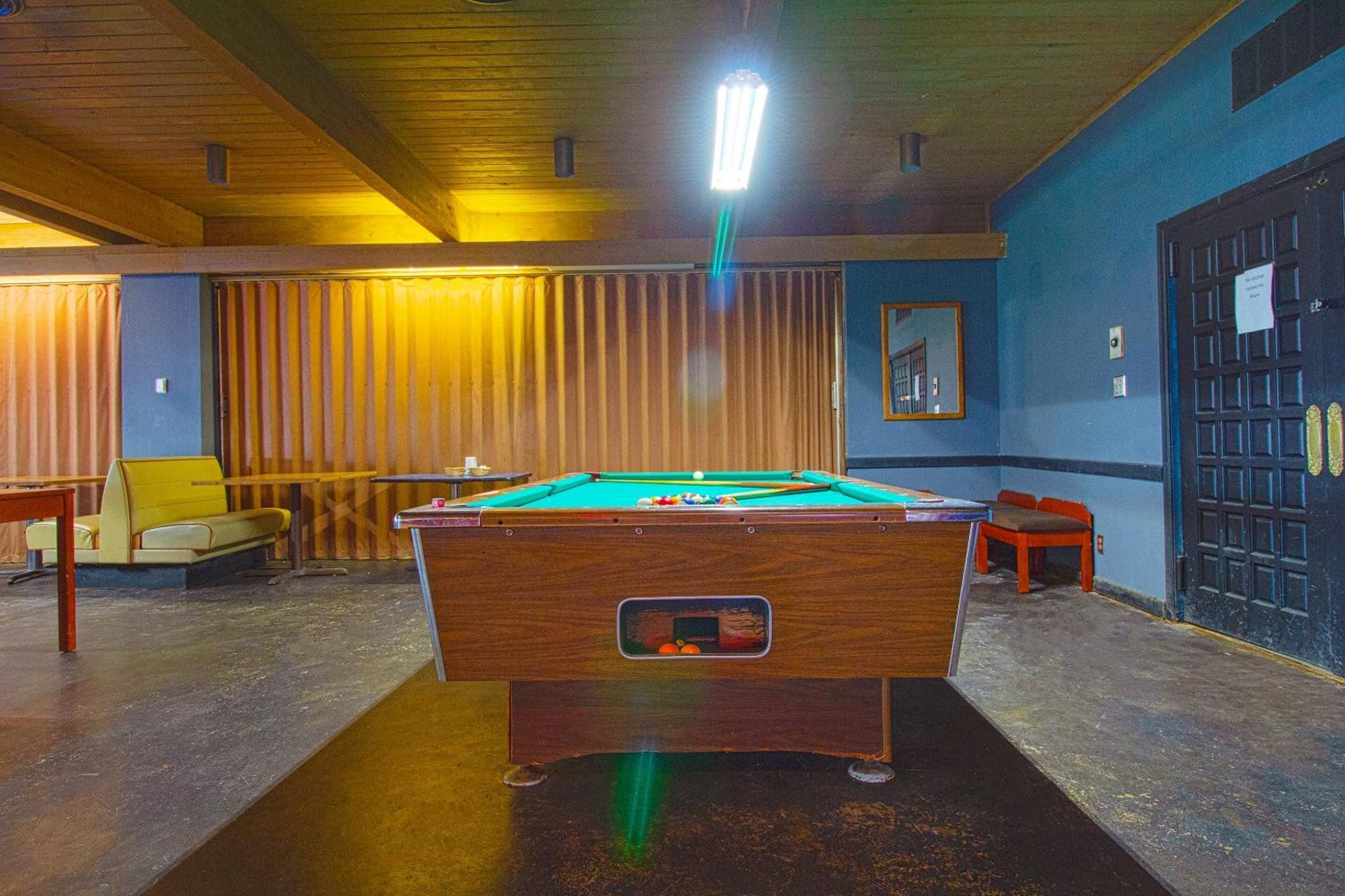 American Best Inn By Oyo I-35 Perry Near Lake Mcmurtry מראה חיצוני תמונה