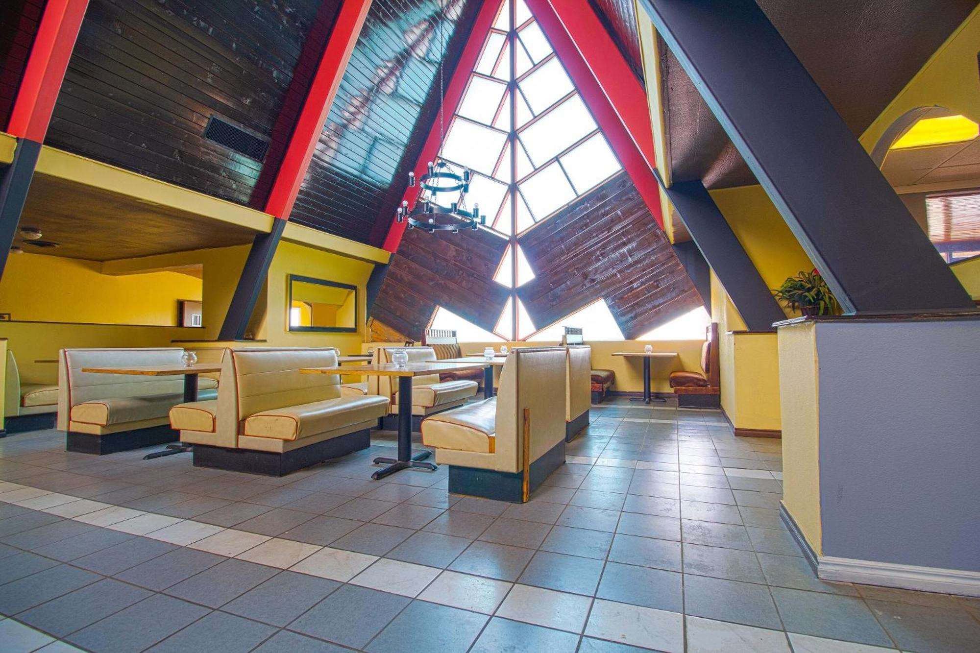 American Best Inn By Oyo I-35 Perry Near Lake Mcmurtry מראה חיצוני תמונה