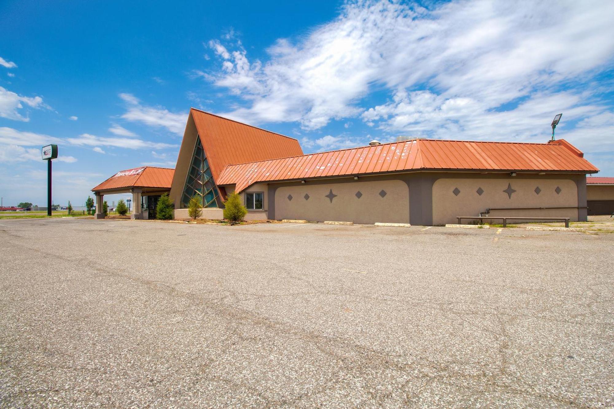 American Best Inn By Oyo I-35 Perry Near Lake Mcmurtry מראה חיצוני תמונה